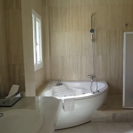 La Luna Blanca 호텔 2*