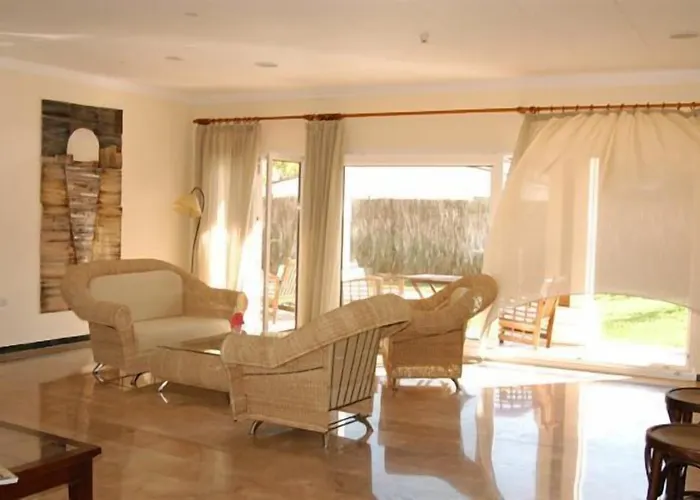 La Luna Blanca Hotel