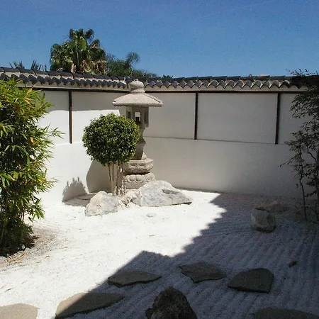 La Luna Blanca Hotel